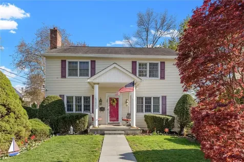 35 John Alden Road New Rochelle NY 10801