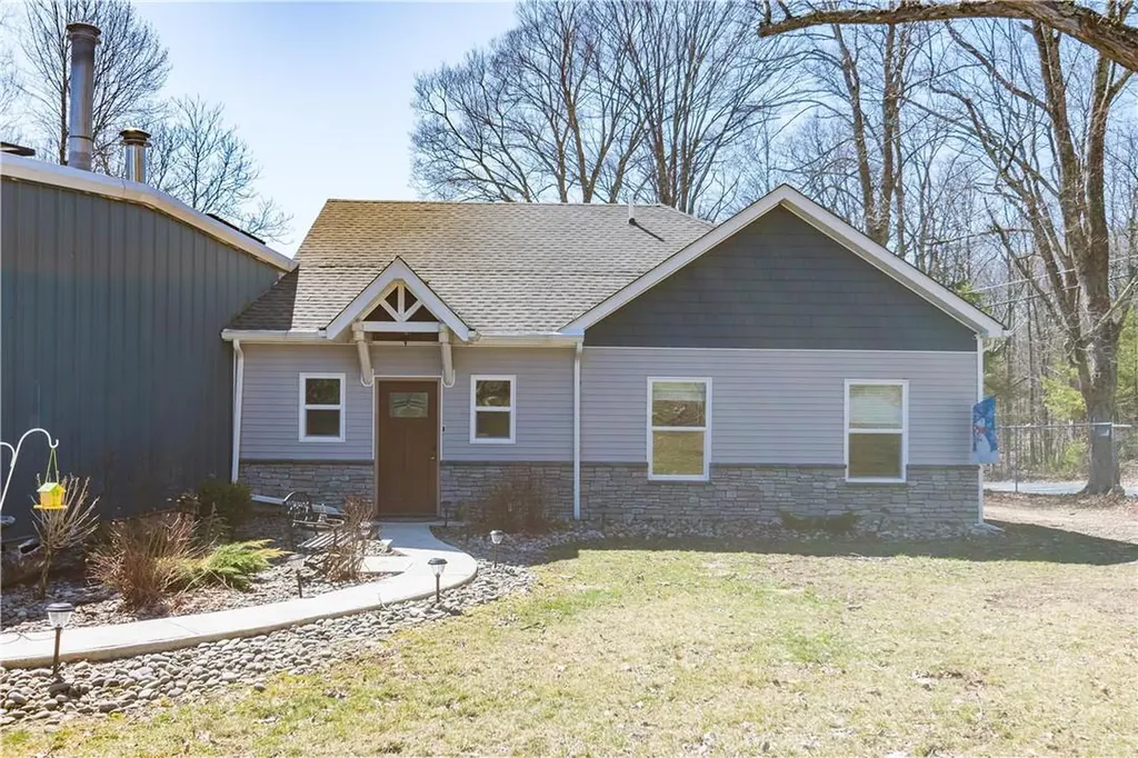 138 Church Road Pine Bush NY 12566