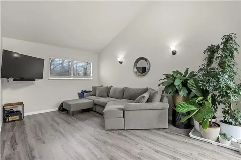 208 Harris Road Bedford Hills NY 10507