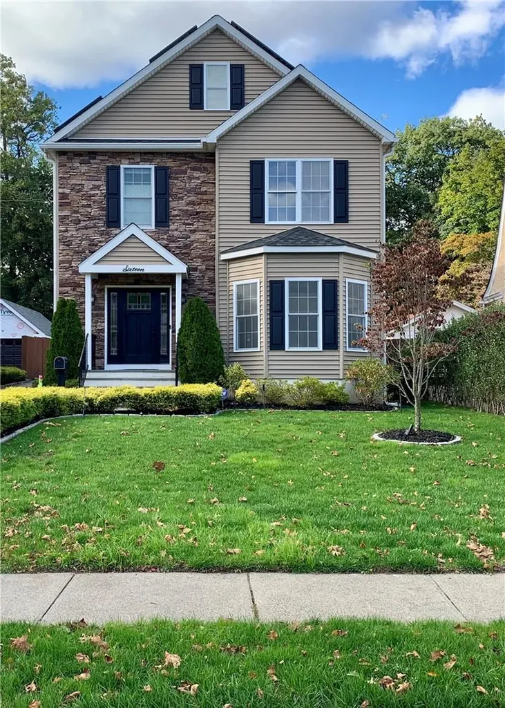 16 Crane Avenue White Plains NY 10603