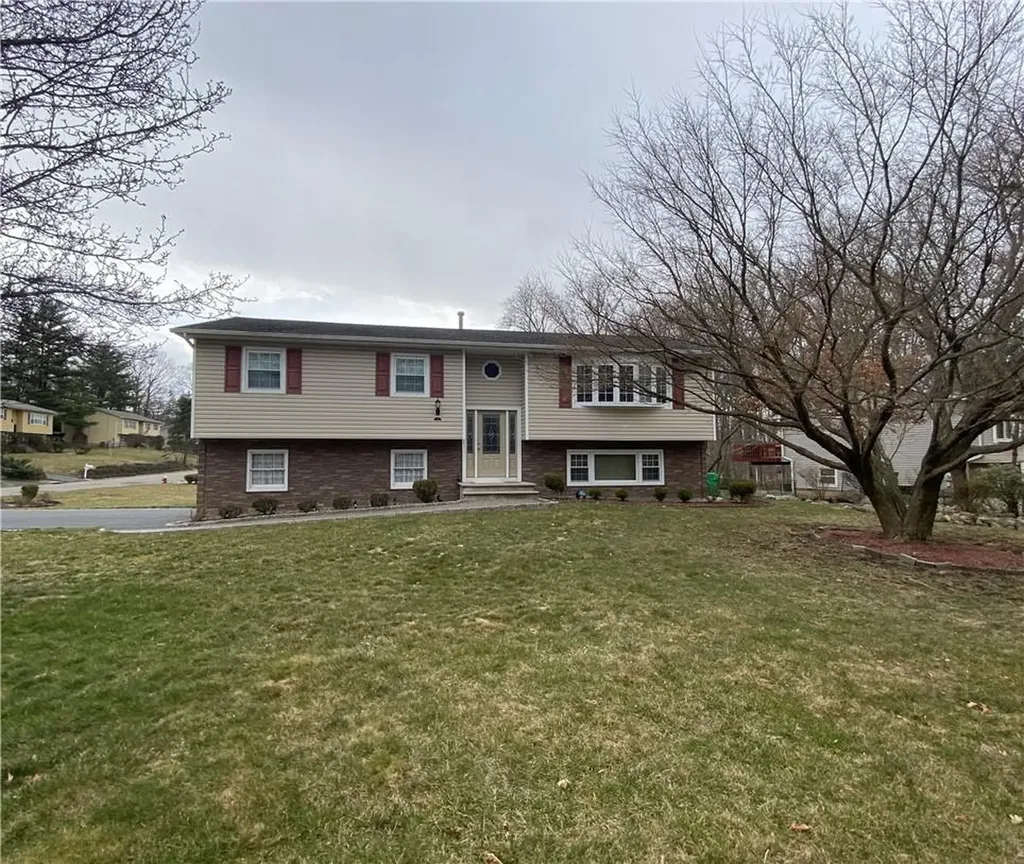 53 Maplewood Boulevard Suffern NY 10901