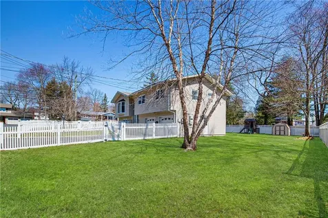 256 Center Street Pearl River NY 10965
