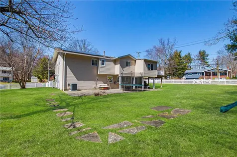256 Center Street Pearl River NY 10965