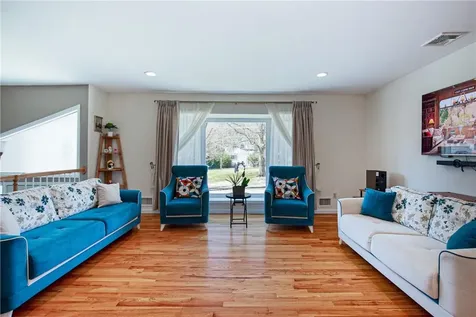 256 Center Street Pearl River NY 10965