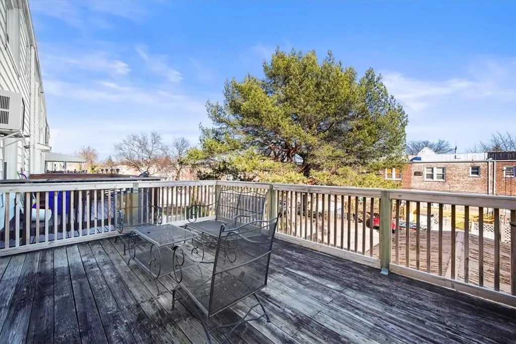 2518 Mickle Avenue Bronx NY 10469