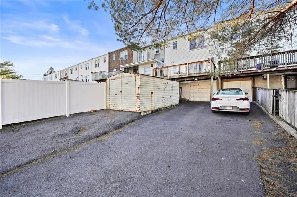 2518 Mickle Avenue Bronx NY 10469