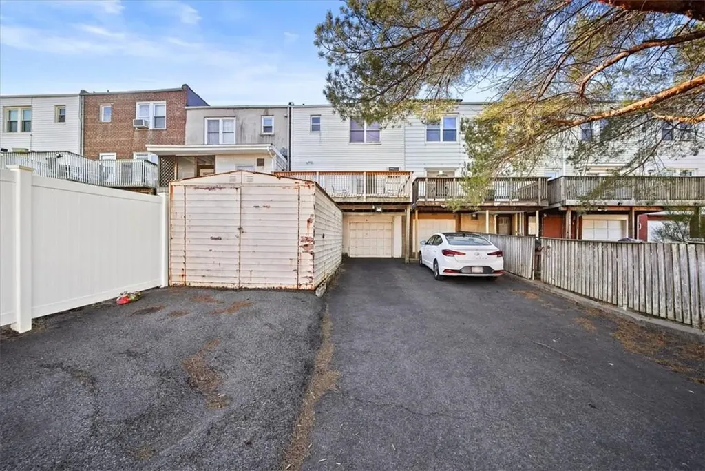 2518 Mickle Avenue Bronx NY 10469