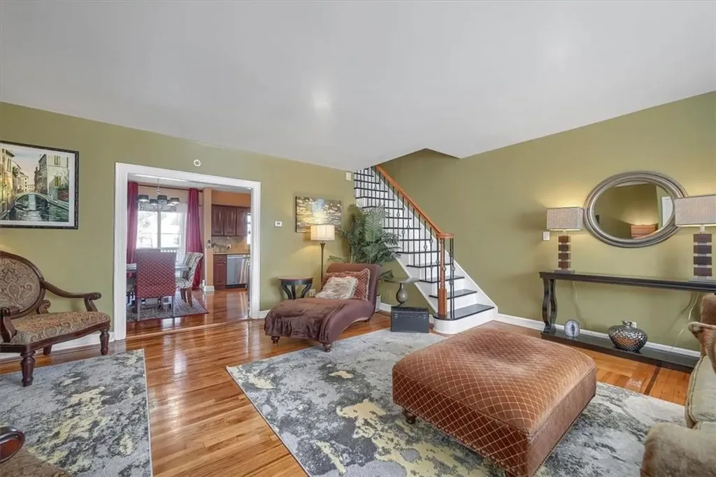 2518 Mickle Avenue Bronx NY 10469
