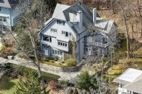 63 Park Avenue Bronxville NY 10708