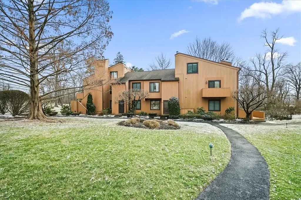 57 Hudson View Hill Ossining NY 10562