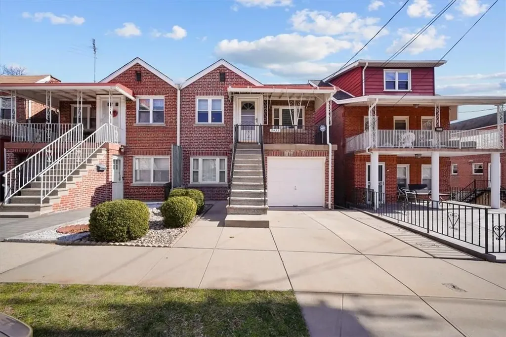 2432 Pearsall Avenue Bronx NY 10469