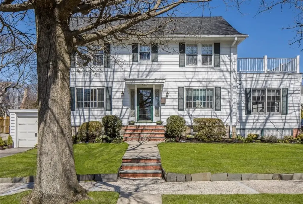 329 E Devonia Avenue Mount Vernon NY 10552
