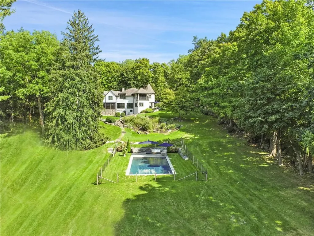 14 Quicks Lane Katonah NY 10536