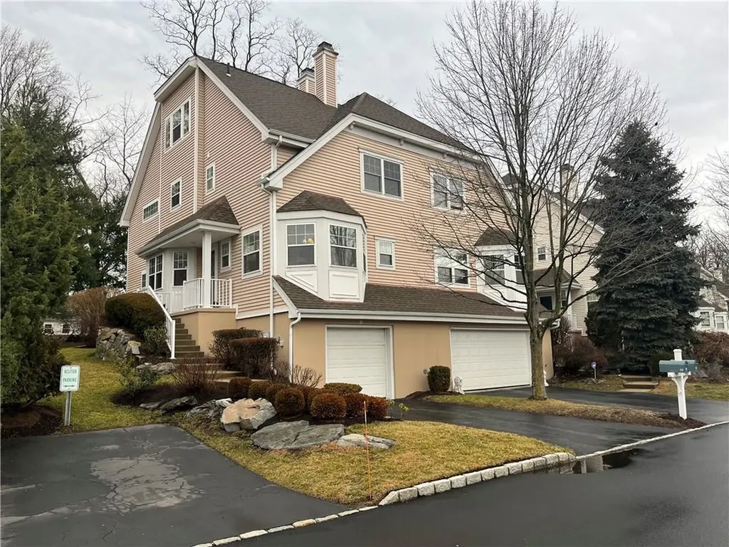10 Winding Ridge Road White Plains NY 10603