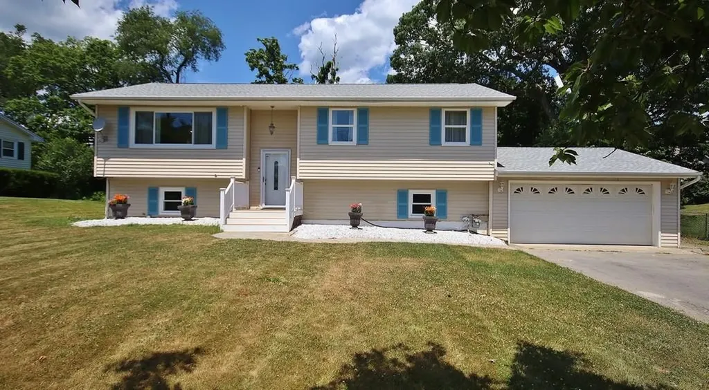 51 Loch Lomond Lane Middletown NY 10941