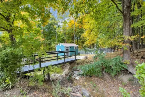 5 Cherry Hill Road Cornwall NY 12518