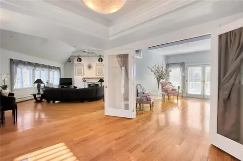 14 Marthas Way Washingtonville NY 10992