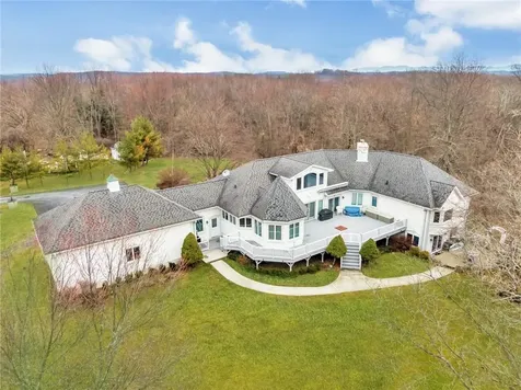 14 Marthas Way Washingtonville NY 10992