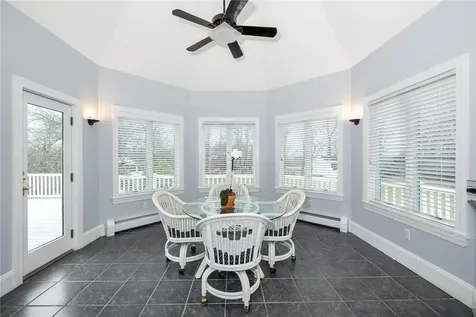 14 Marthas Way Washingtonville NY 10992