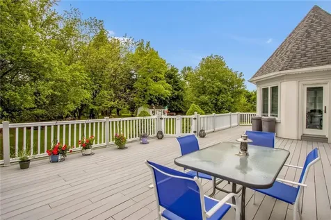 14 Marthas Way Washingtonville NY 10992
