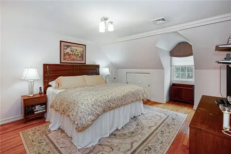 898 North Street White Plains NY 10605