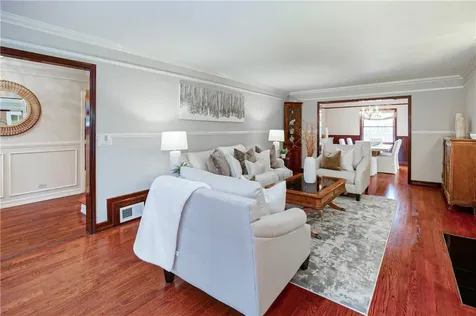 898 North Street White Plains NY 10605