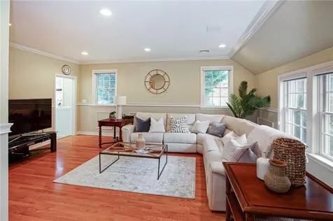 898 North Street White Plains NY 10605