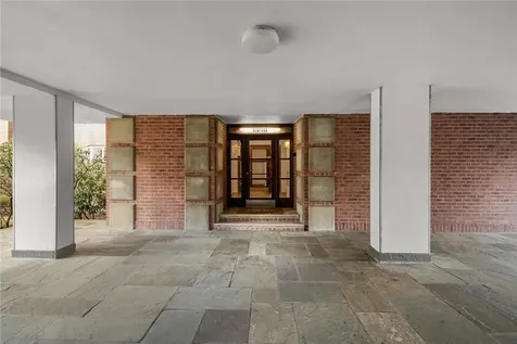 235 Garth Road Scarsdale NY 10583