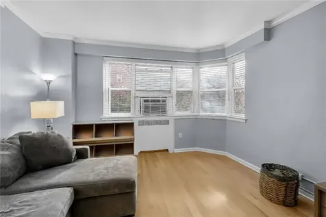 235 Garth Road Scarsdale NY 10583