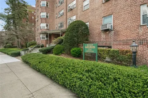 235 Garth Road Scarsdale NY 10583