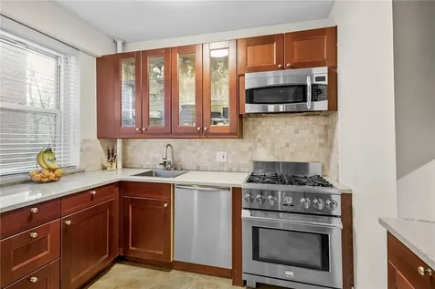 235 Garth Road Scarsdale NY 10583