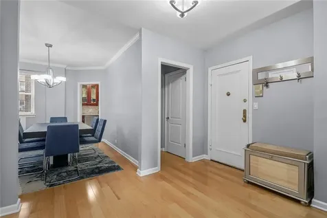 235 Garth Road Scarsdale NY 10583