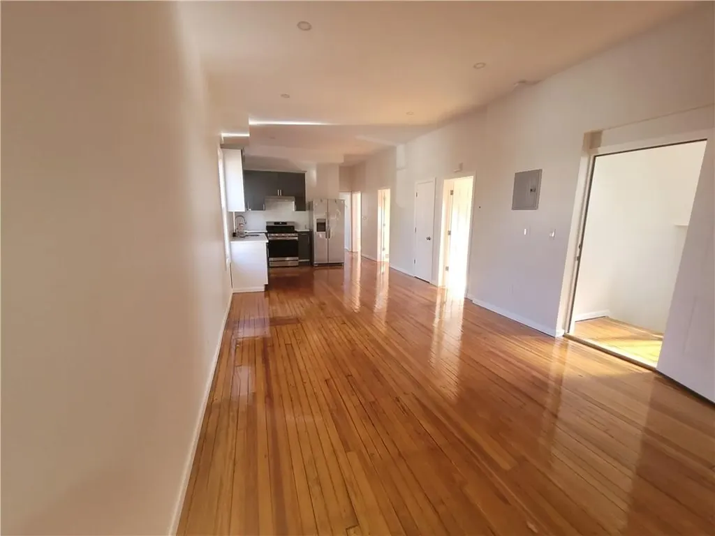 4256 Digney Avenue Bronx NY 10466