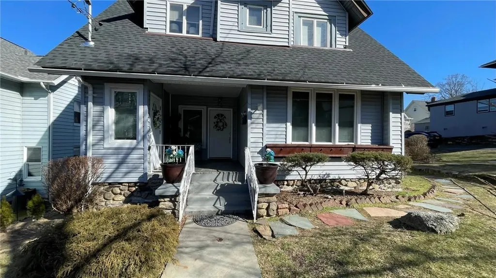 25 Tibbits Avenue White Plains NY 10606