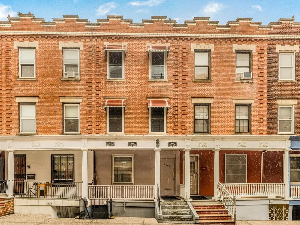2646 Morris Avenue Bronx NY 10468