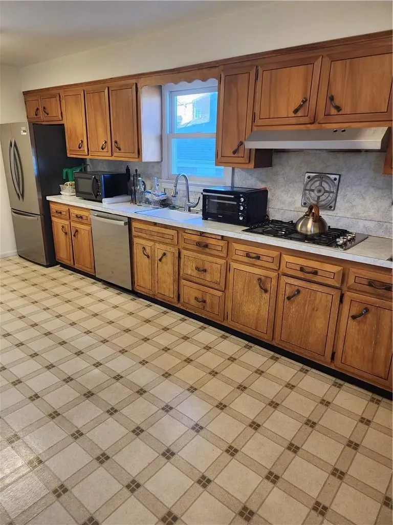 30 Sumner Avenue Yonkers NY 10704