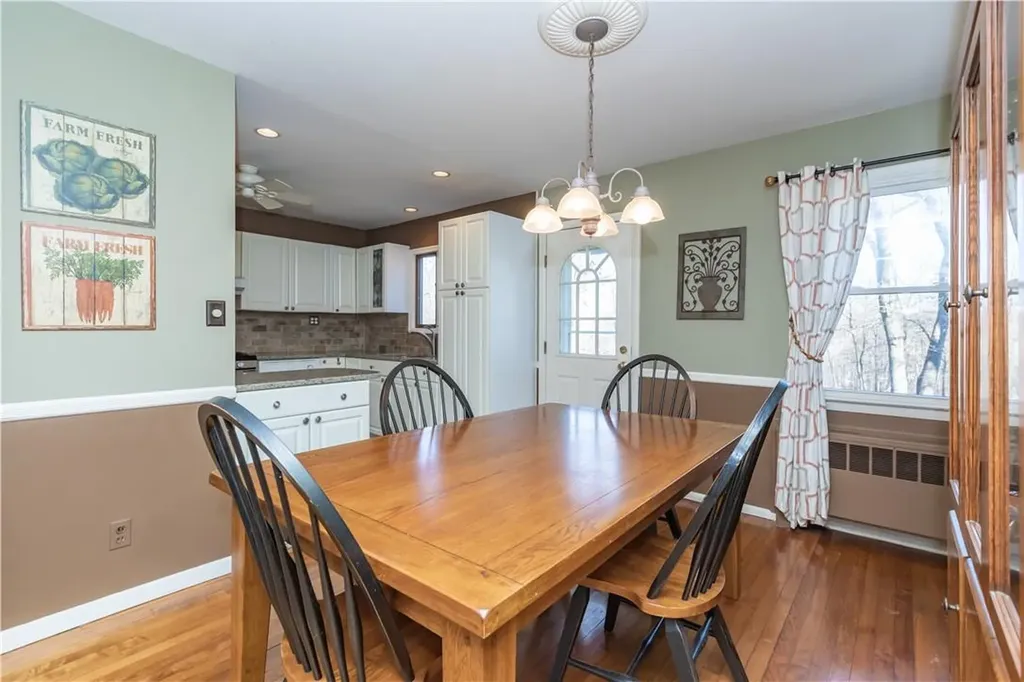 44 Cara Drive Pearl River NY 10965