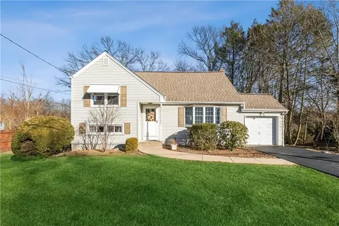 44 Cara Drive Pearl River NY 10965
