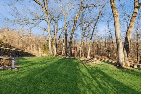 44 Cara Drive Pearl River NY 10965