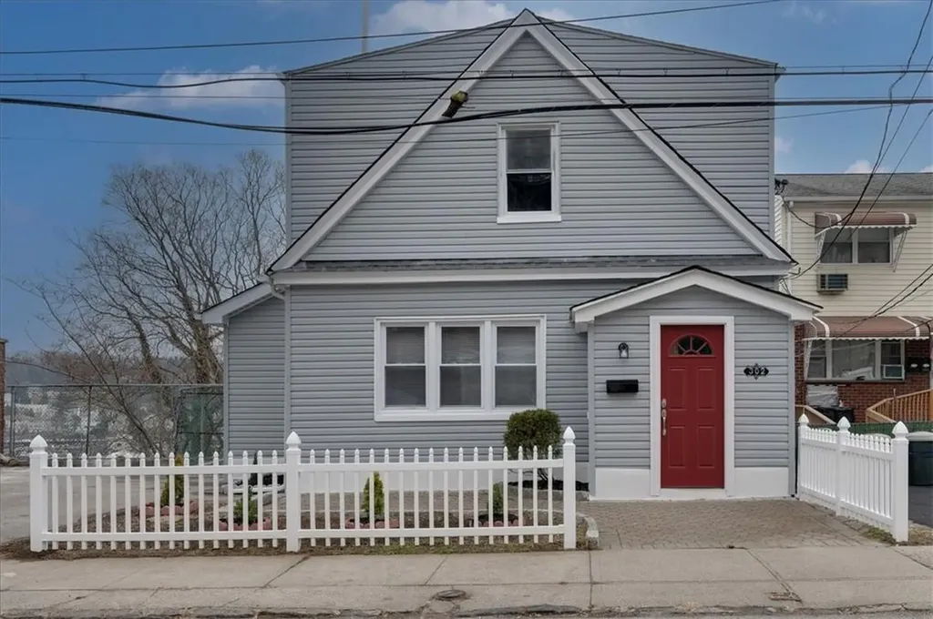 302 Edwards Place Yonkers NY 10703