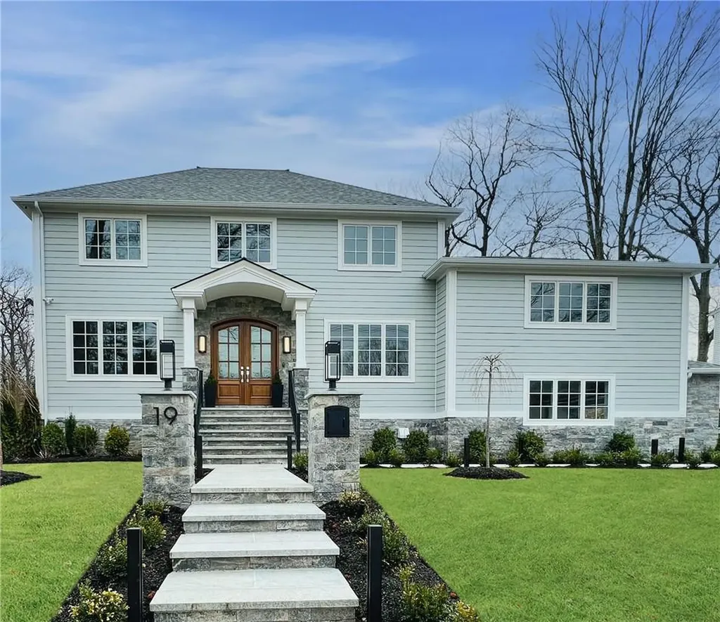 19 Rugby Road New Rochelle NY 10804