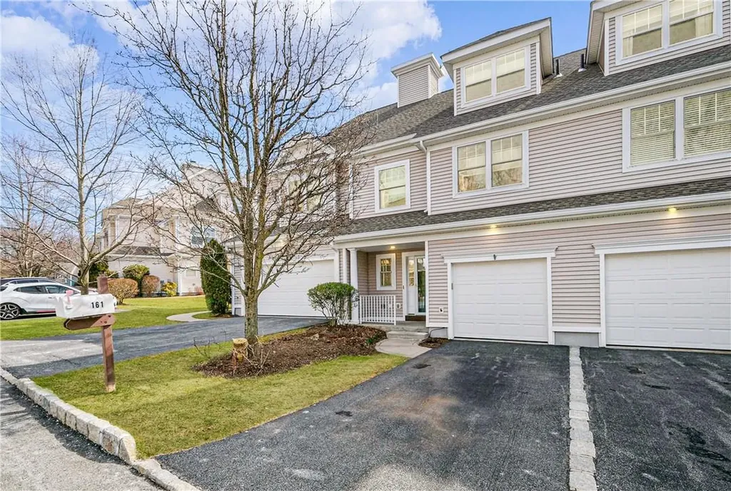161 Underhill Lane Peekskill NY 10566