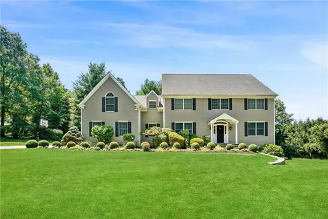 118 Random Farms Drive Chappaqua NY 10514