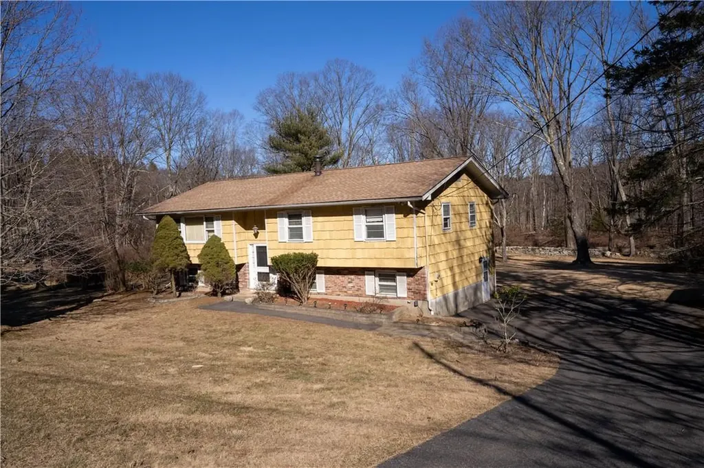 8 Hunter Lane Somers NY 10589