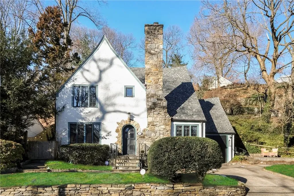19 Lynwood Road Scarsdale NY 10583