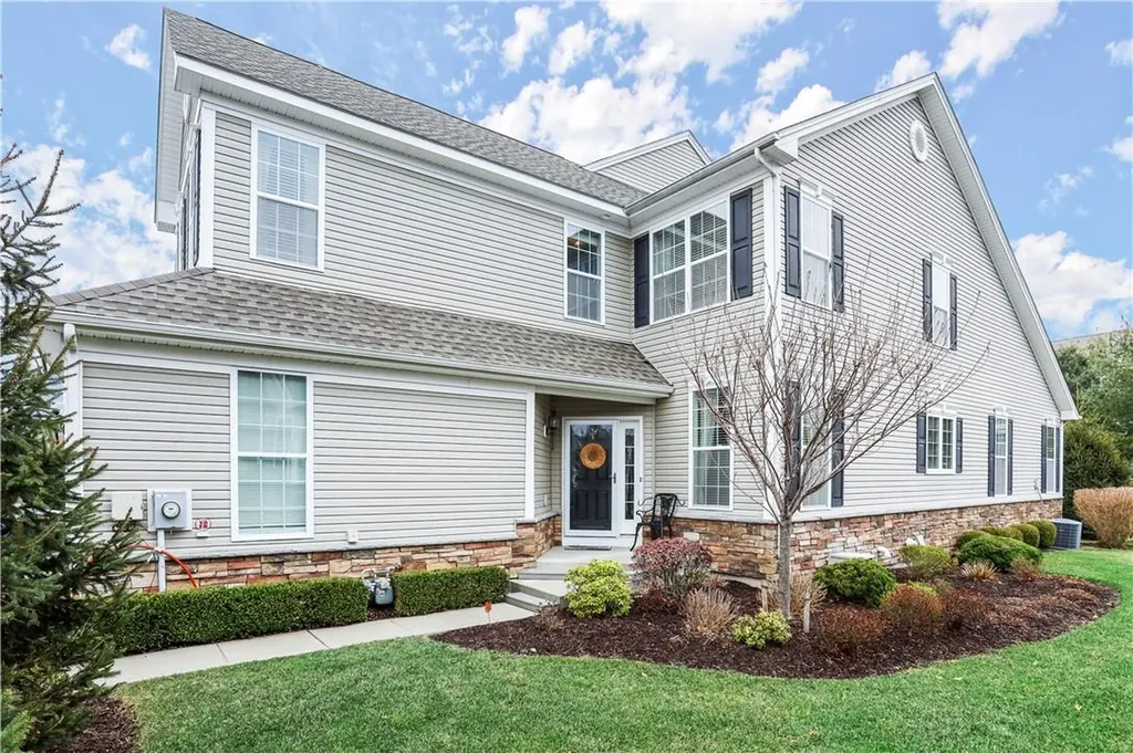 25 Evan Court Fishkill NY 12524