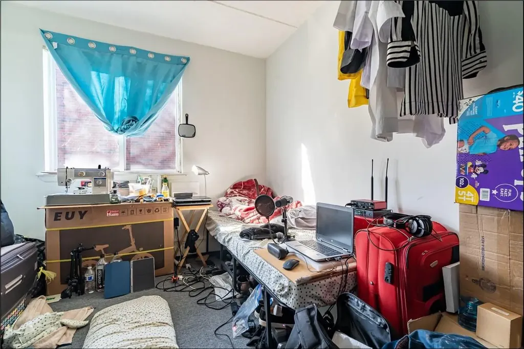 464 E 179th Street Bronx NY 10457