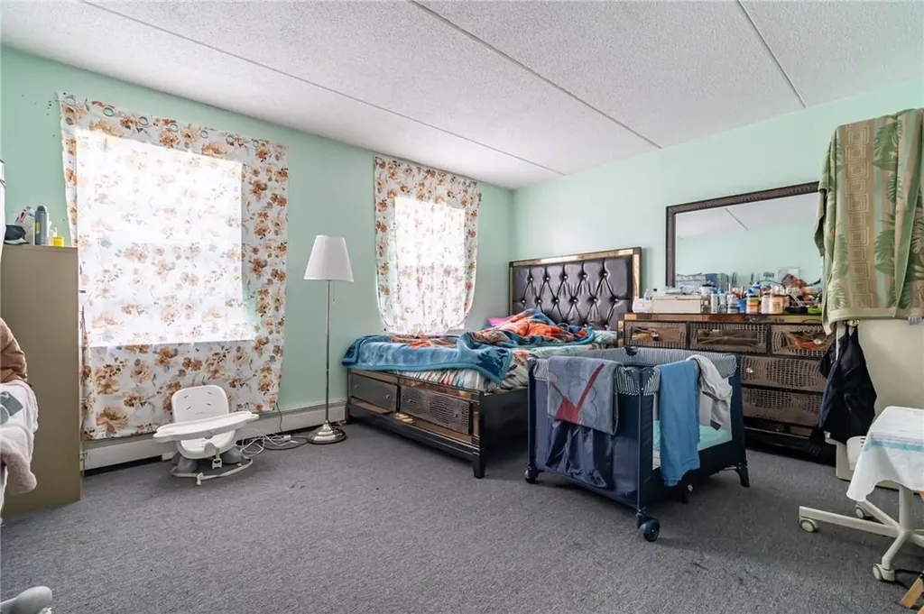 464 E 179th Street Bronx NY 10457