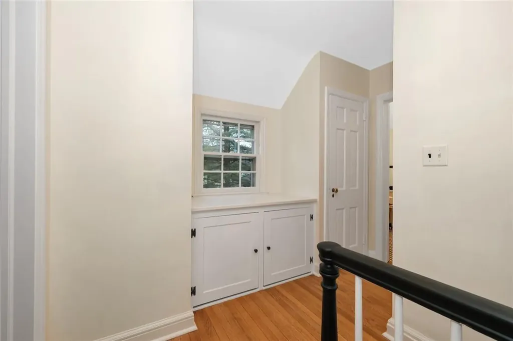 128 Albemarle Road White Plains NY 10605