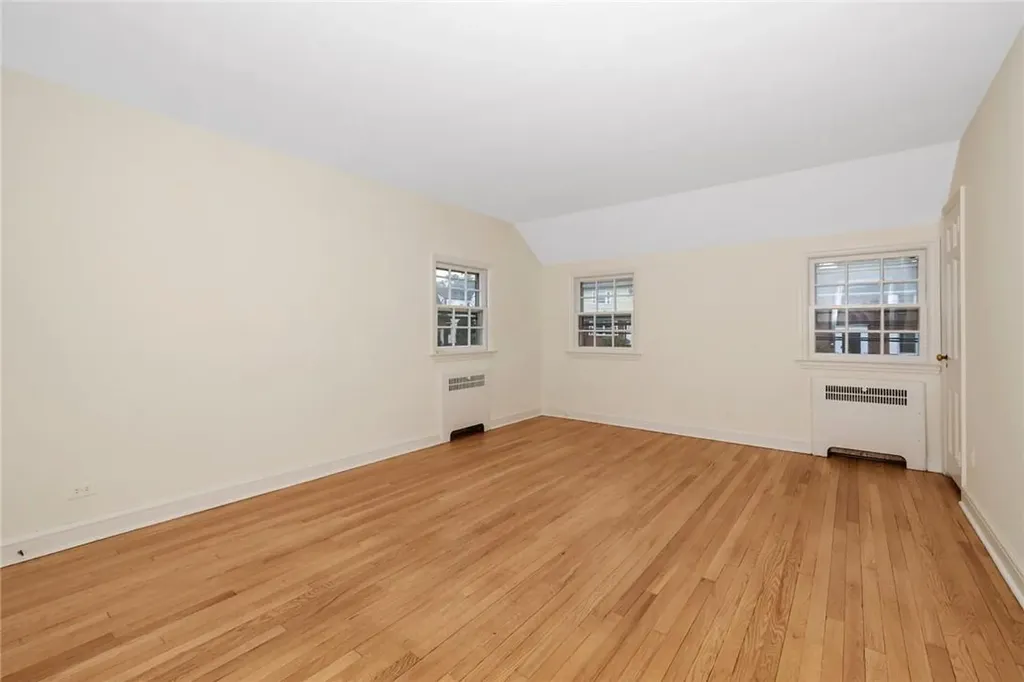 128 Albemarle Road White Plains NY 10605